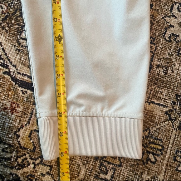 Lululemon Mens Large ABC Joggers Khaki Tan Pants Warpstreme Workout Gym Stretch - Picture 9 of 11